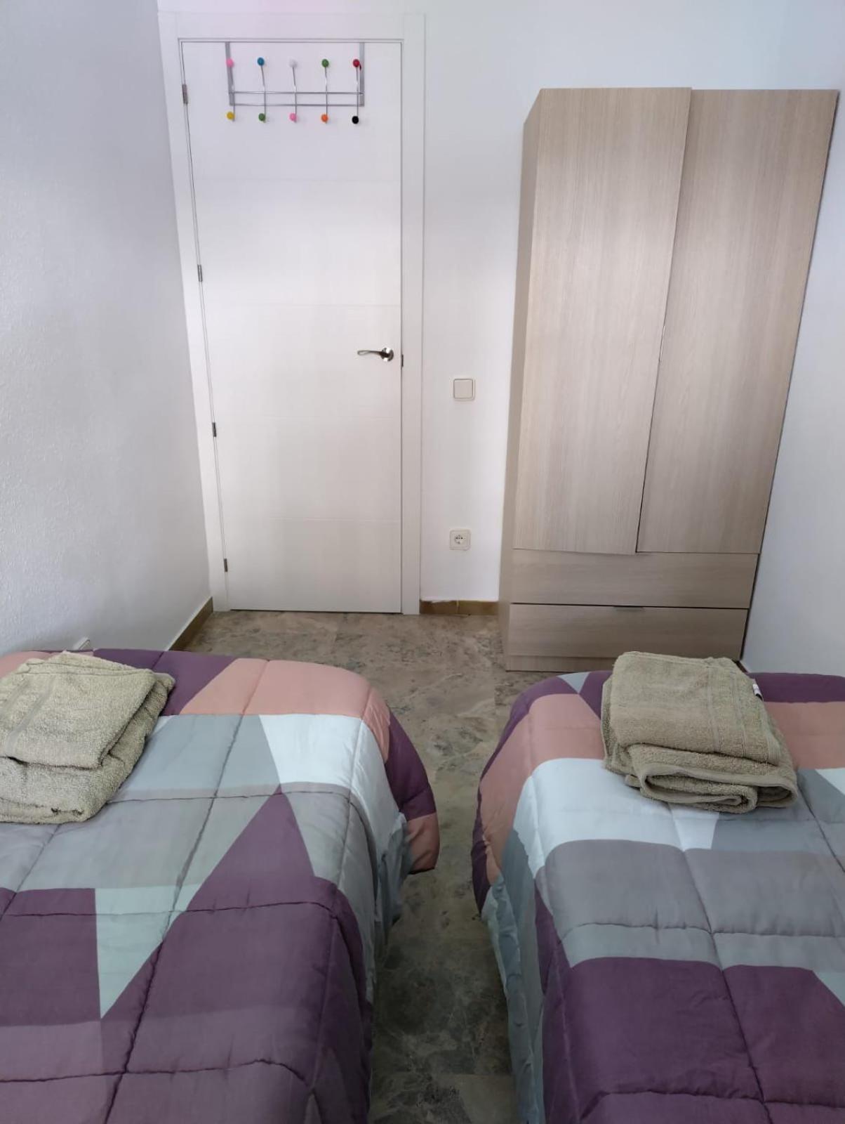 Cala Dorada Apartment ซาลอว์ ภายนอก รูปภาพ