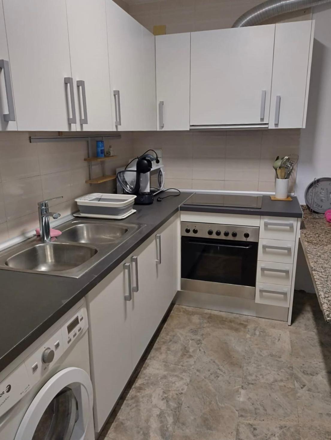 Cala Dorada Apartment ซาลอว์ ภายนอก รูปภาพ